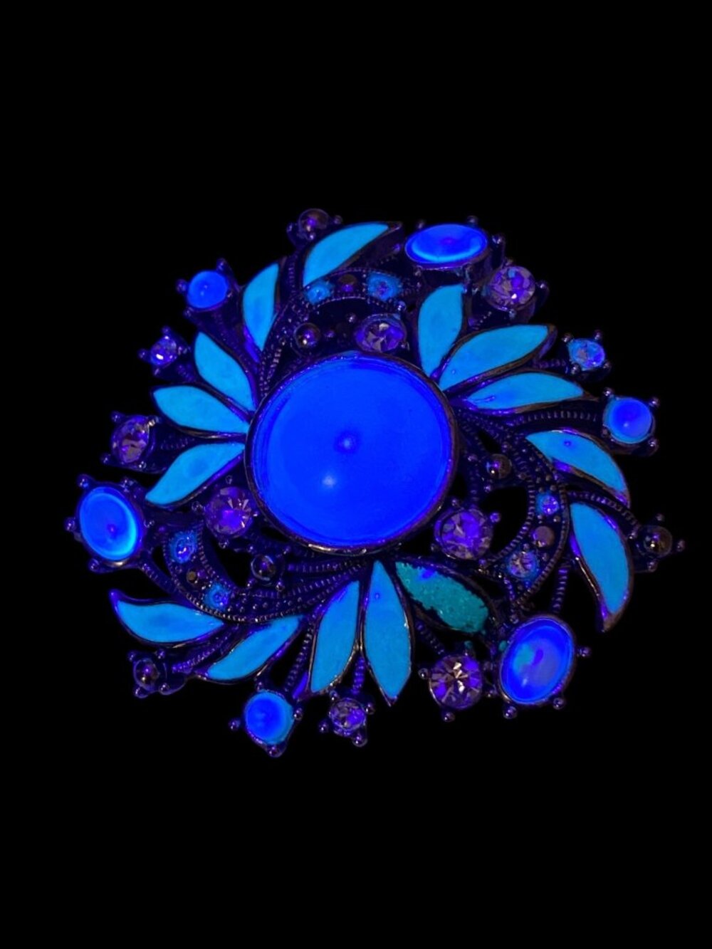 Monet Vintage Faux Pearl Rhinestone Floral Brooch Pin UV‎ Glowing  Blue1.5"
